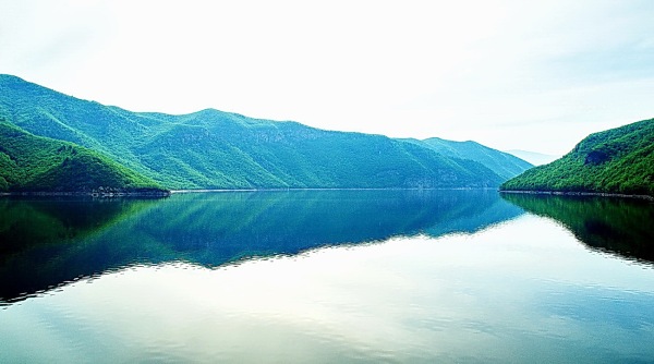 青山碧水